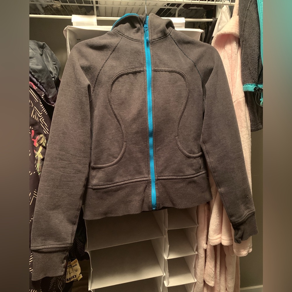 Lululemon sweater